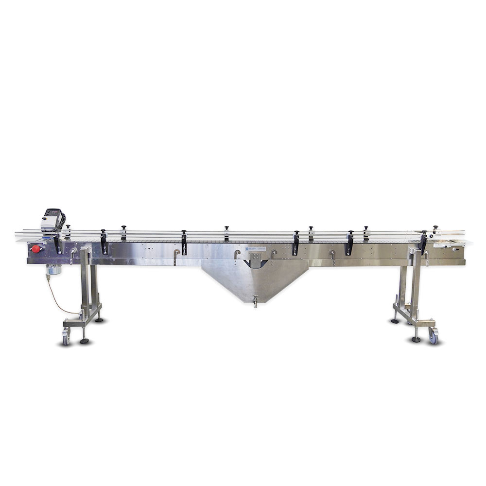 Belt bath conveyor used for transporting products in a packaging line.